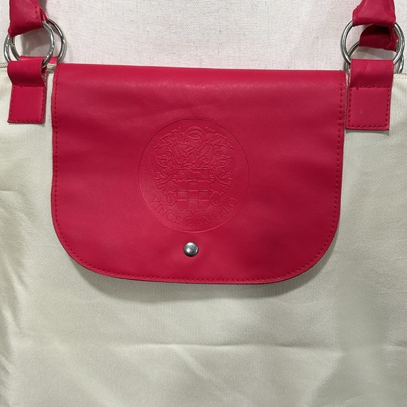 Vince Camuto Tote bag with a Zipper - Picture 5 of 8